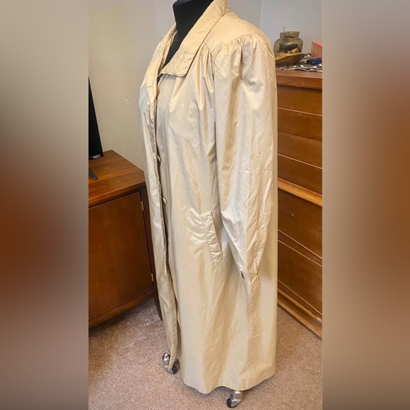 Vintage 1980s Classic Womens Long Raincoat Trench Coat - Picture 5 of 10